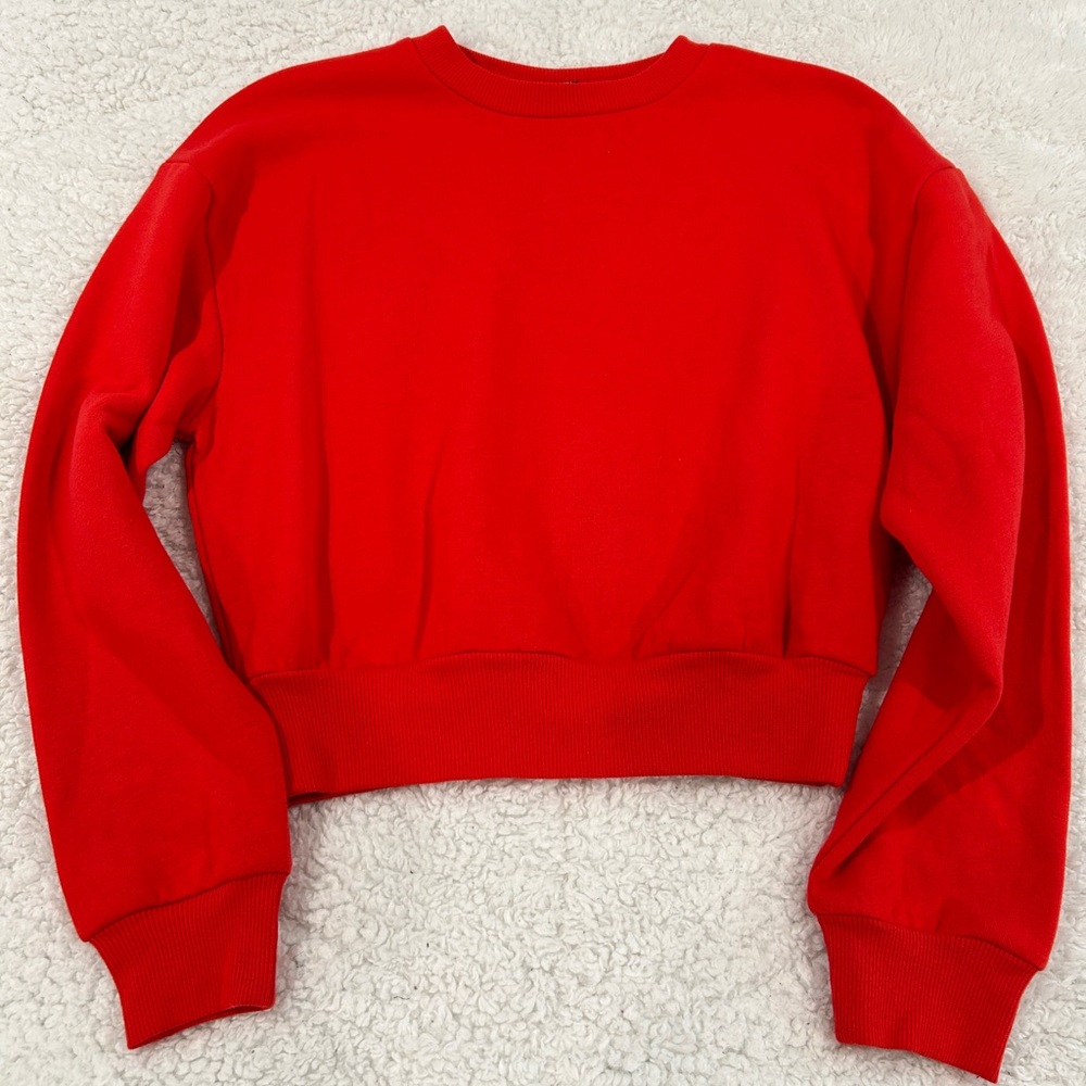 NWT Wild Fable Cropped Red Crewneck - Medium